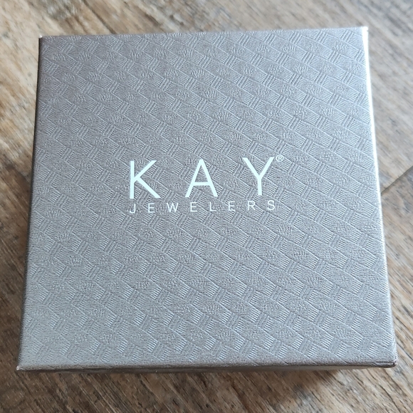 Neil Lane Engagement Ring with 2 Bands - Picture 9 of 10